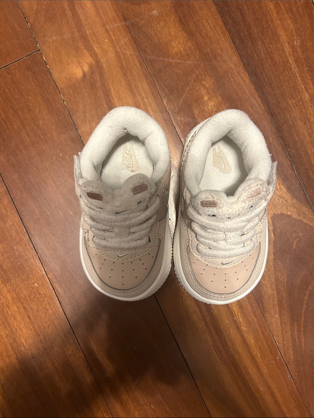 Nike Air Force 1 LV8 Bunny Ears Sherpa Toddler Sneakers Beige Cream Size 5.5C